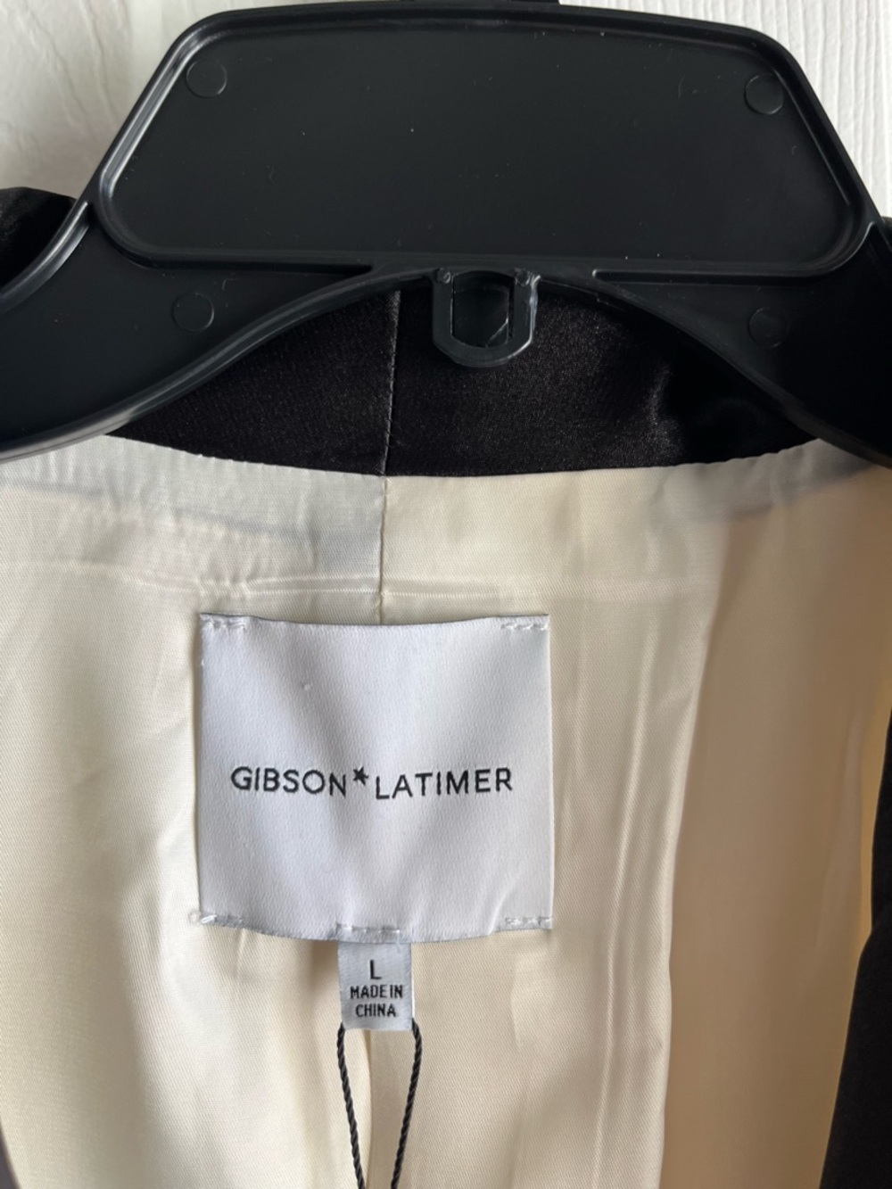 Gibson Latimer Cream Blazer with Black Satin Shawl Collar Size Large NWT - Picture 3 of 5